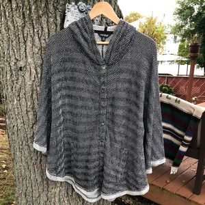 Lucky Brand Black & White Herringbone Button-Front Poncho Hoodie – Size M/L